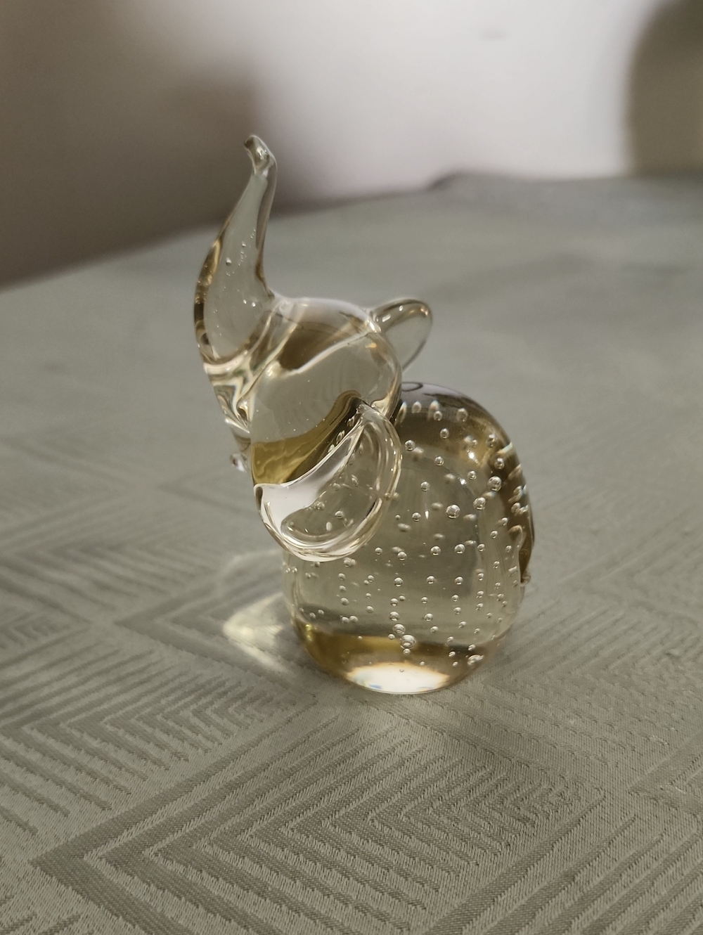 Controlled Bubble Glass Elephant Paperweight Office Or Home Decor.
